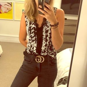 BCBG Maxazaria XXS silk patterned blouse